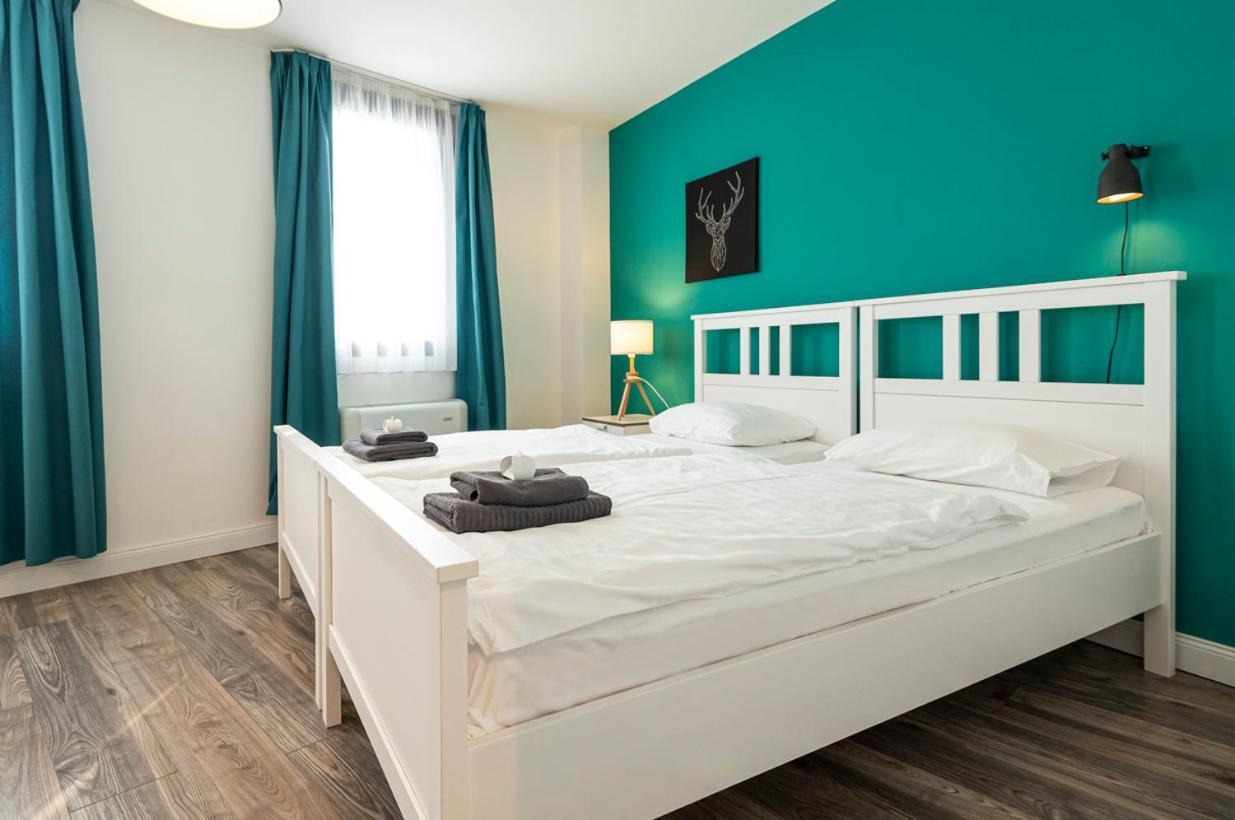 Hotel Kostel Panzio Kesztolc Zewnętrze zdjęcie