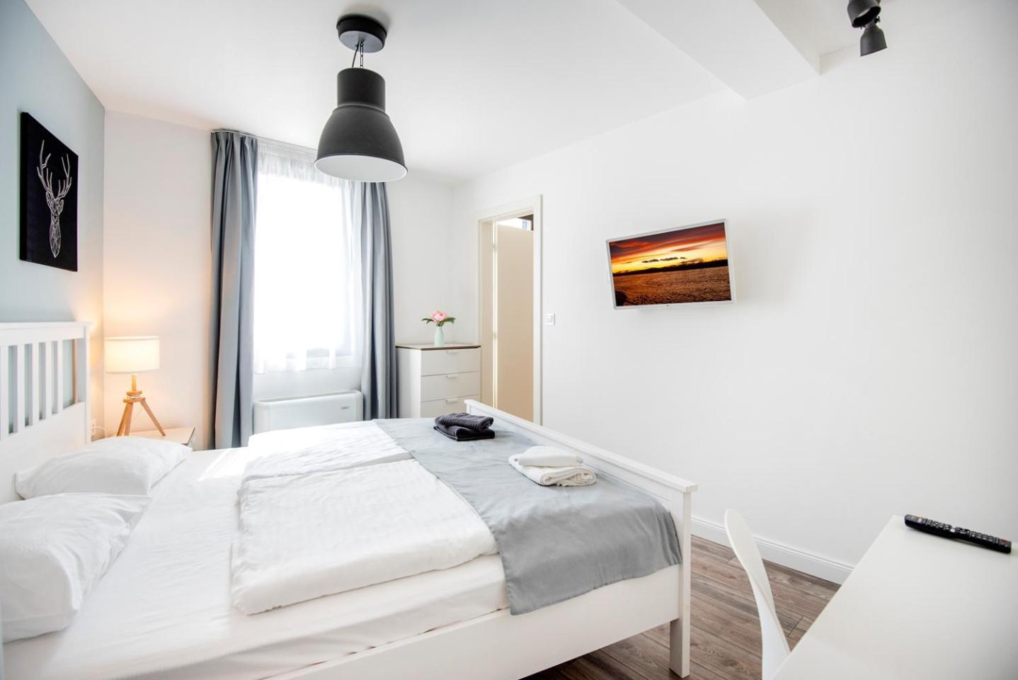 Hotel Kostel Panzio Kesztolc Zewnętrze zdjęcie