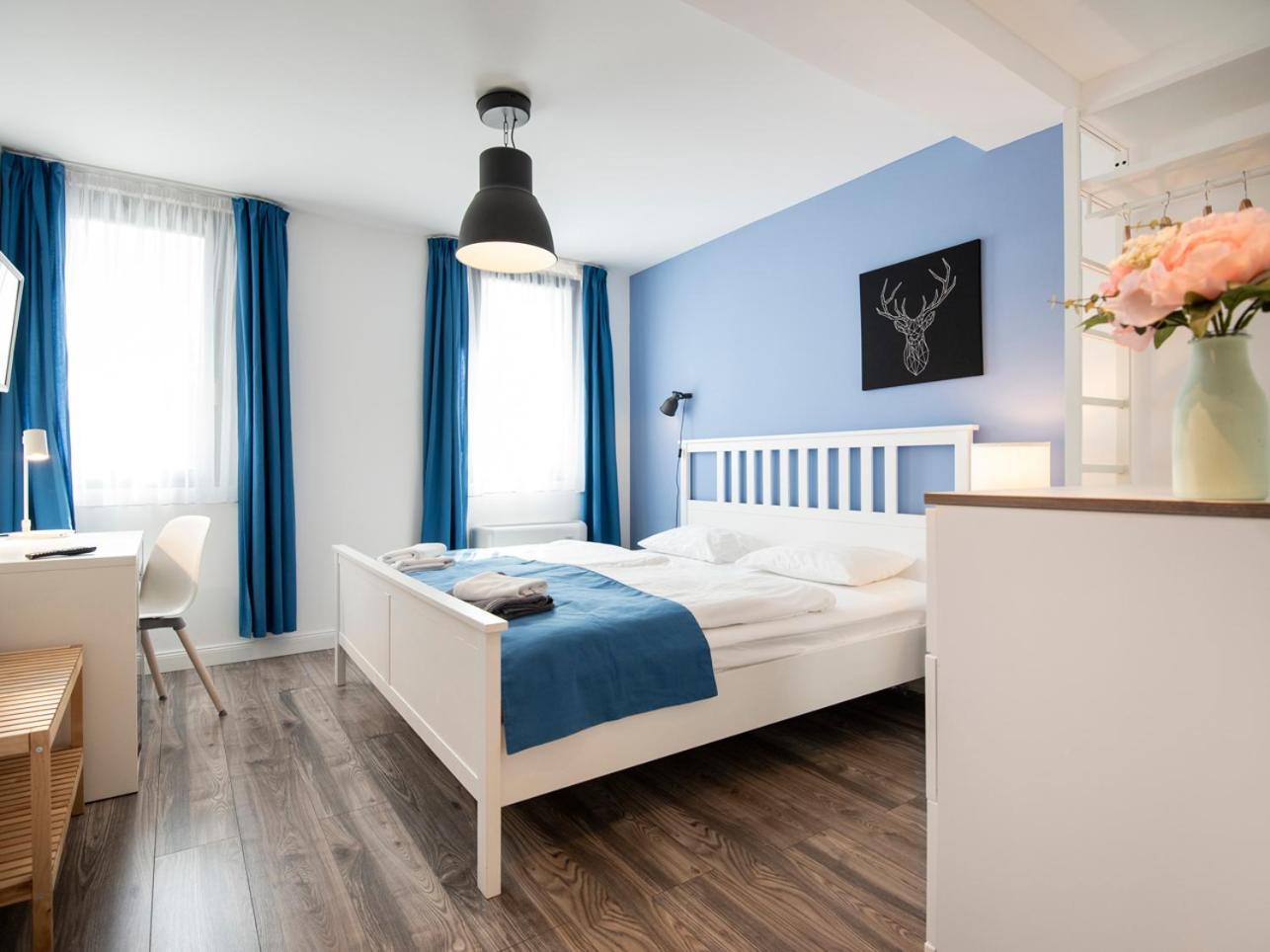 Hotel Kostel Panzio Kesztolc Zewnętrze zdjęcie